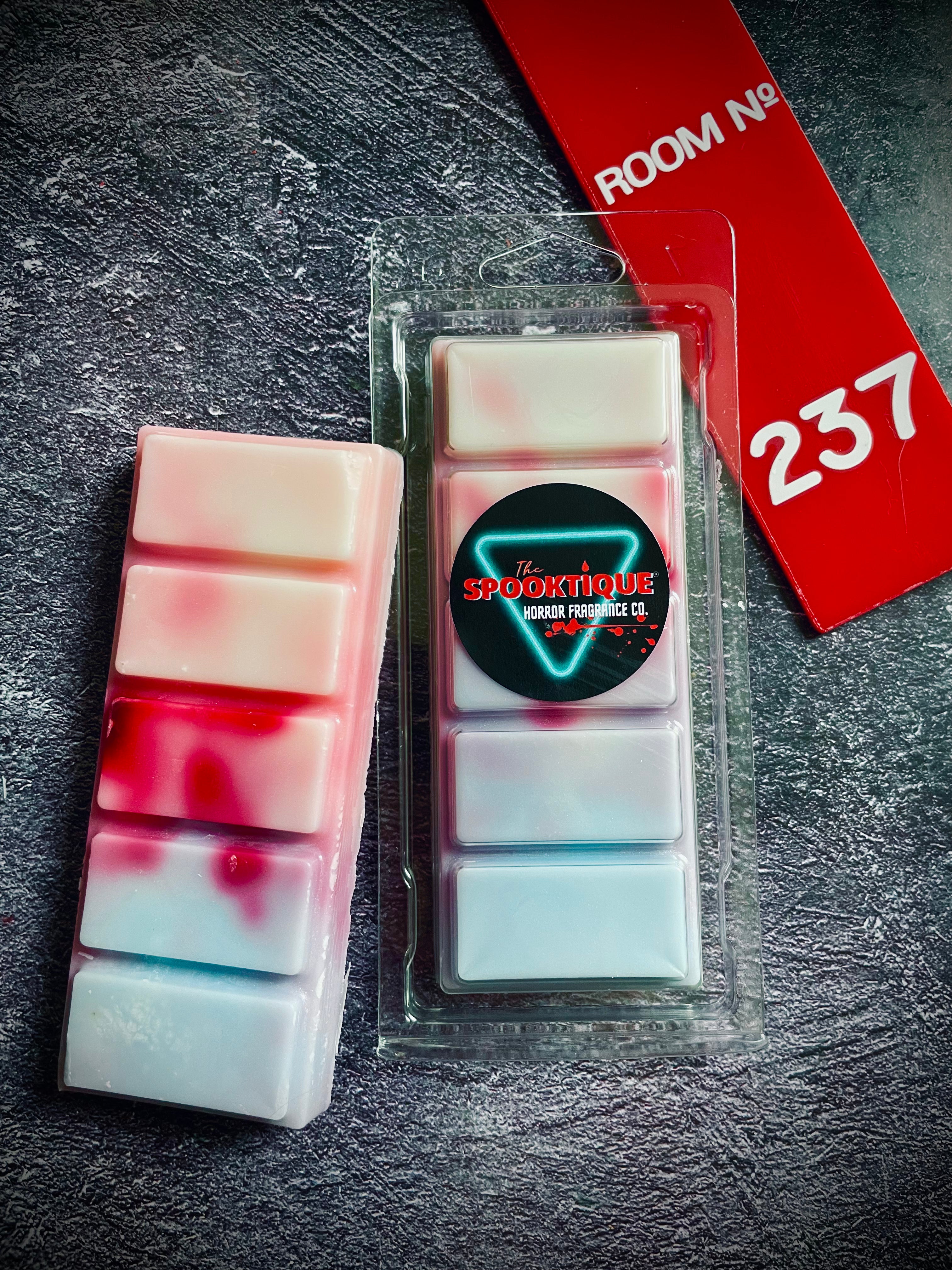 Come Play With Us - Marshmallow & Pink Lychee